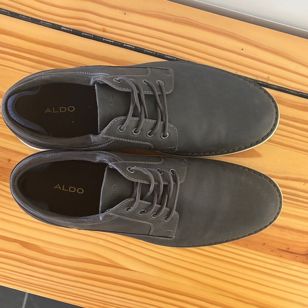 Aldo Men's Black and White Oxfords - Picture 2 of 4